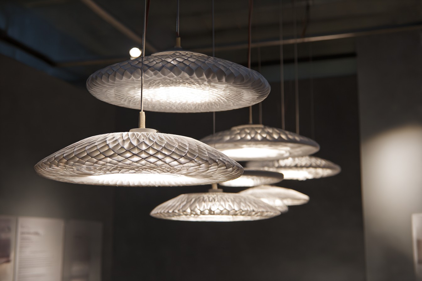 im1979_Beyond_Spotlights_Alternative_Kitchen_Lighting_That_Tr_12972018-9f7d-484e-b208-67f620c02409_1